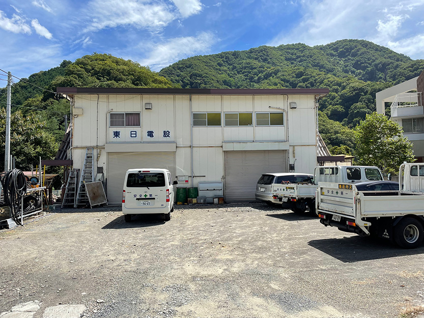 東日電設の社員の写真